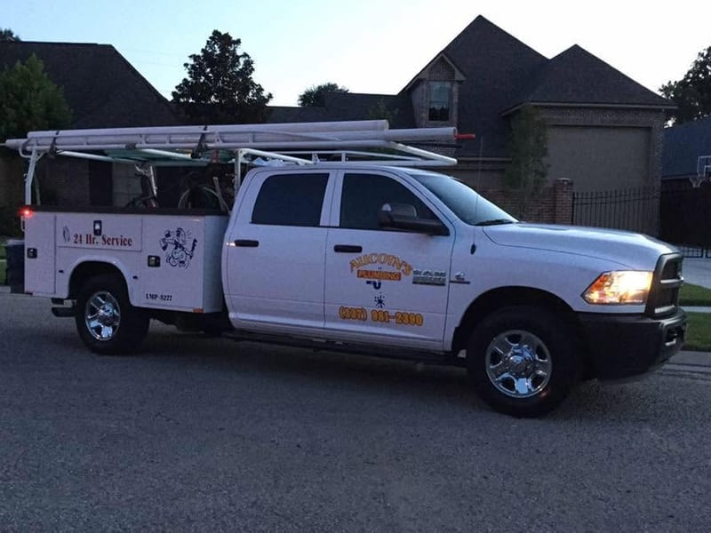 Emergency plumbing service